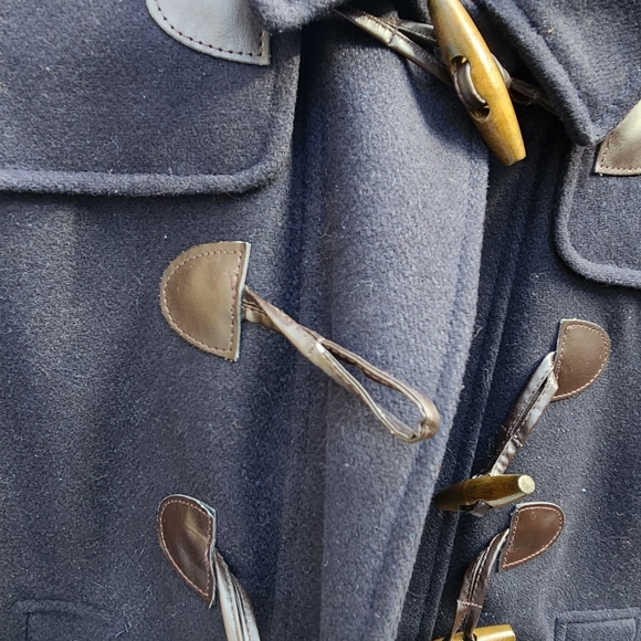 Gorgeous Navy Coat - Picture 9 of 9